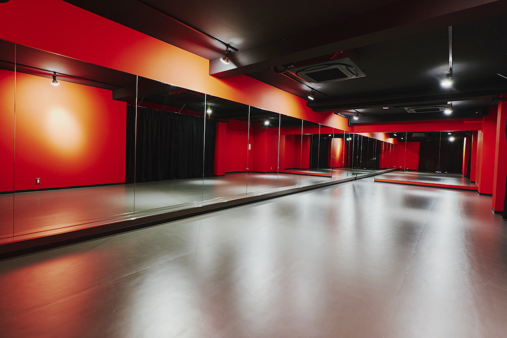 Z-RAHZ DANCE STUDIO